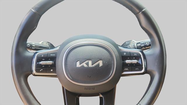used 2022 Kia Carnival car, priced at $31,000