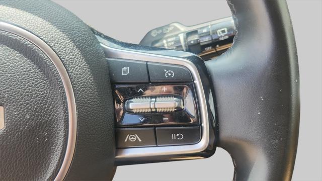 used 2022 Kia Carnival car, priced at $31,000