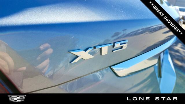 new 2025 Cadillac XT5 car, priced at $45,810