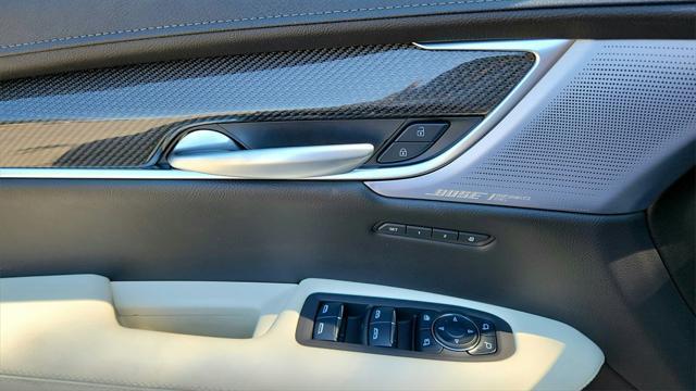 new 2025 Cadillac XT5 car, priced at $65,675