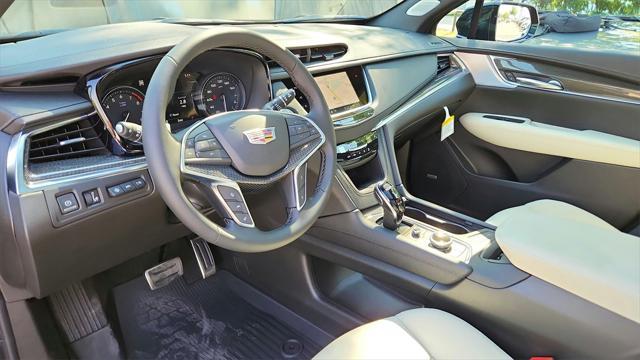 new 2025 Cadillac XT5 car, priced at $65,675