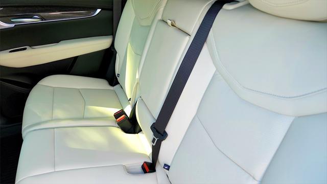 new 2025 Cadillac XT5 car, priced at $64,180