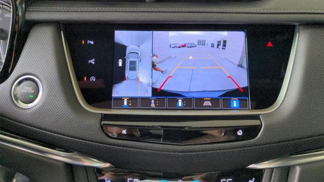 used 2022 Cadillac XT5 car, priced at $28,900