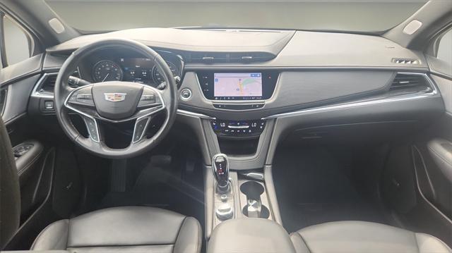 used 2022 Cadillac XT5 car, priced at $33,900