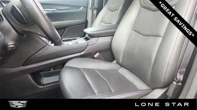 used 2022 Cadillac XT5 car, priced at $32,500