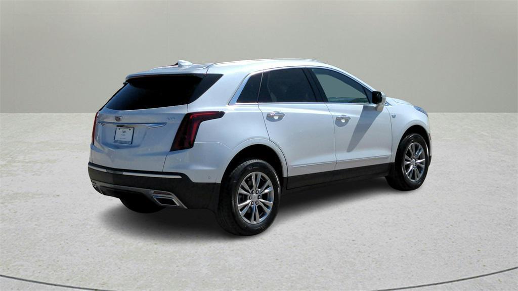 new 2025 Cadillac XT5 car, priced at $56,200