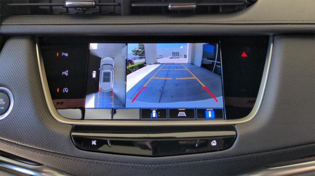 new 2025 Cadillac XT5 car, priced at $57,695