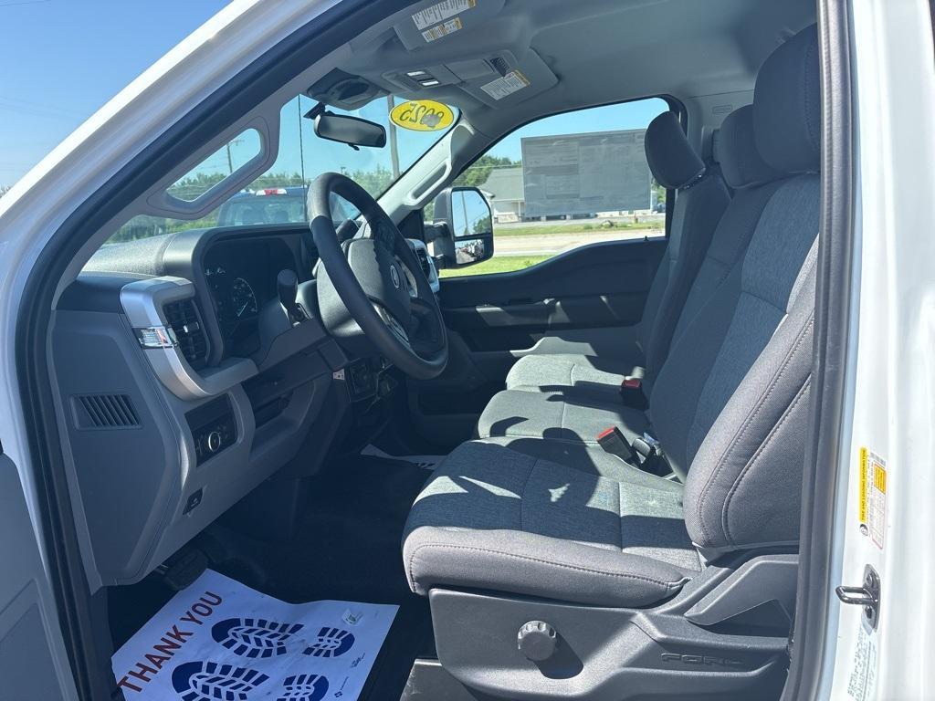 new 2025 Ford F-250 car, priced at $59,068