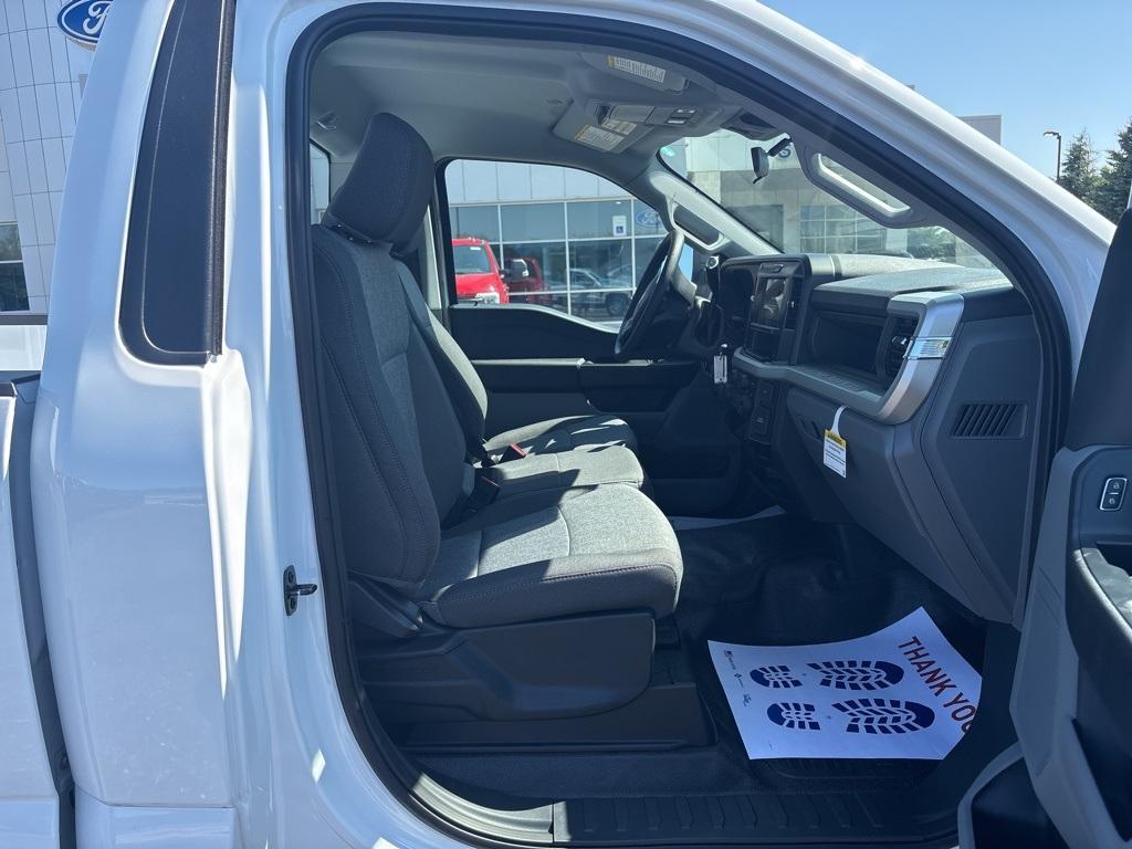 new 2025 Ford F-250 car, priced at $59,068