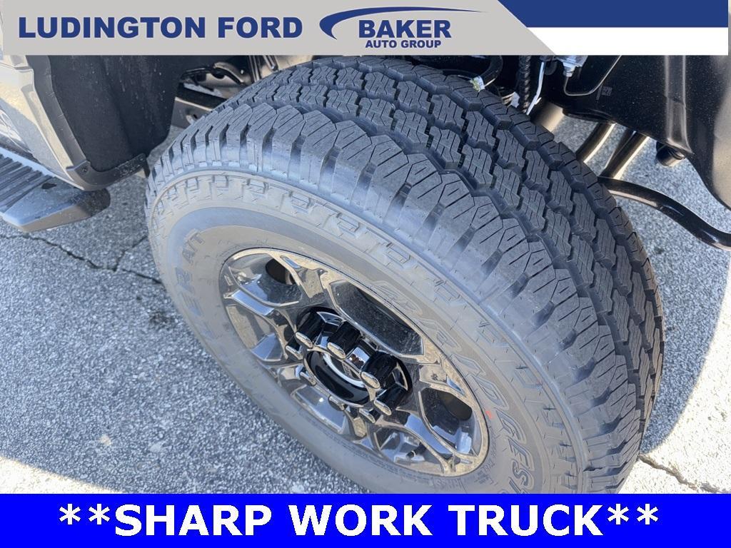new 2025 Ford F-250 car, priced at $54,884