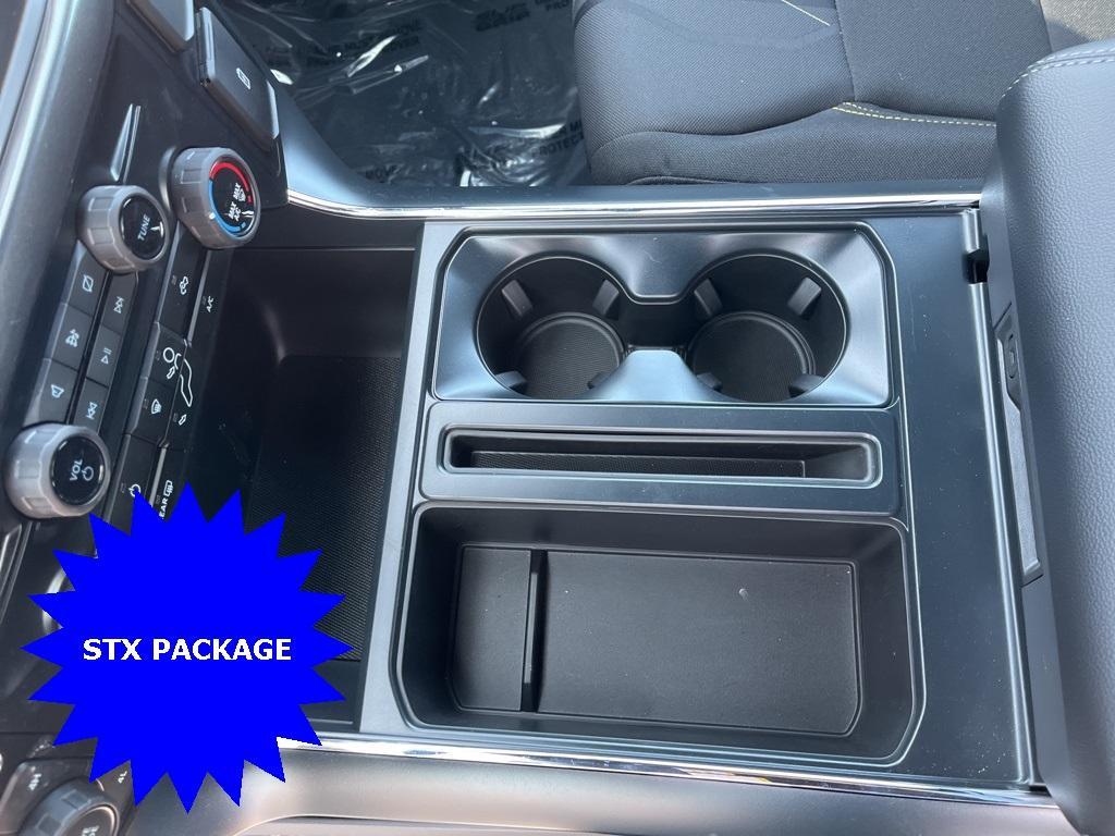 new 2024 Ford F-150 car, priced at $45,702