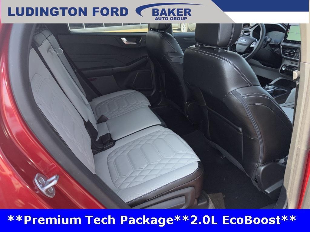 used 2023 Ford Escape car, priced at $26,916
