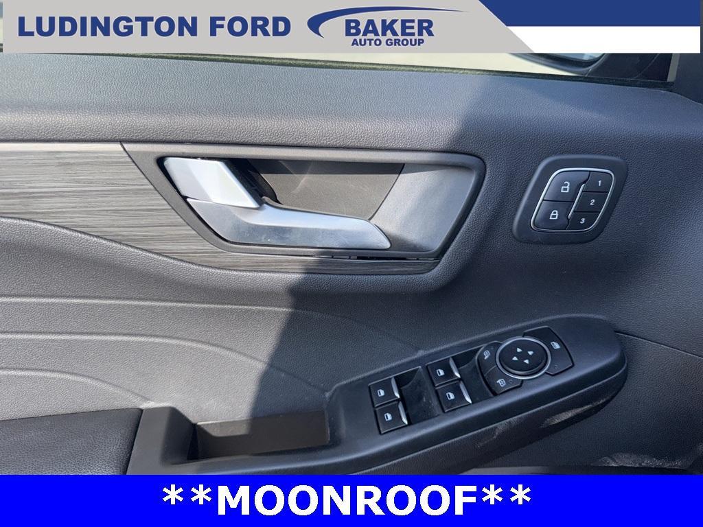 used 2023 Ford Escape car, priced at $27,474