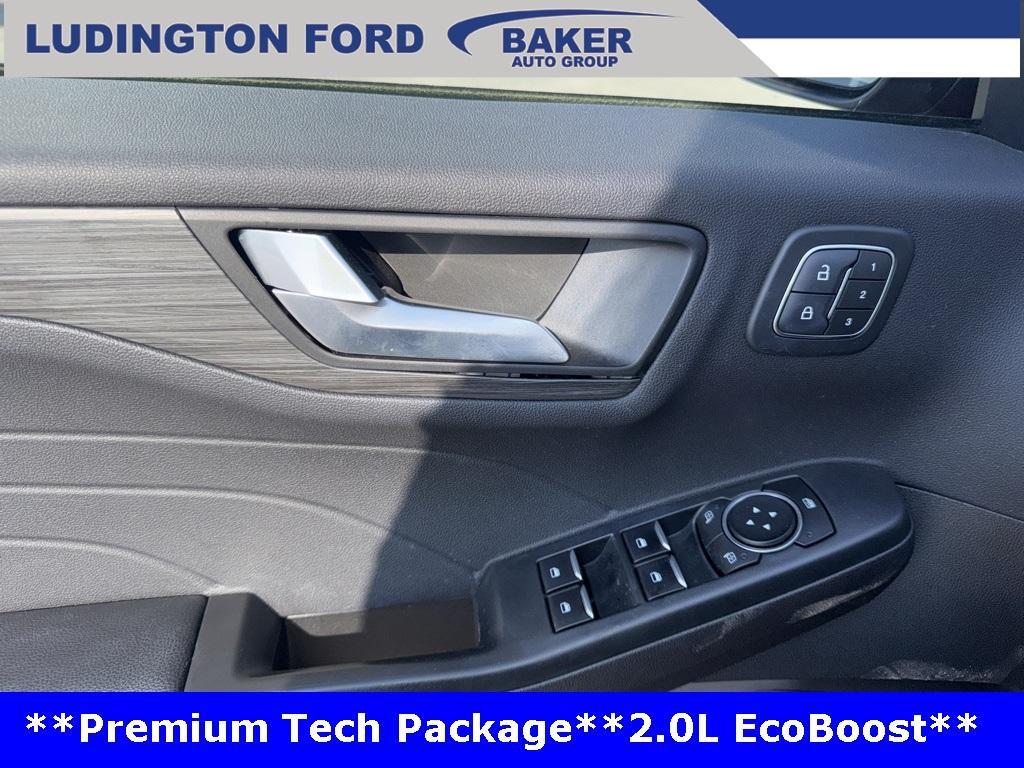 used 2023 Ford Escape car, priced at $26,916