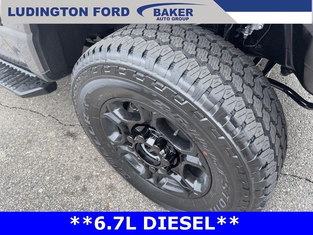 new 2025 Ford F-350 car, priced at $65,338