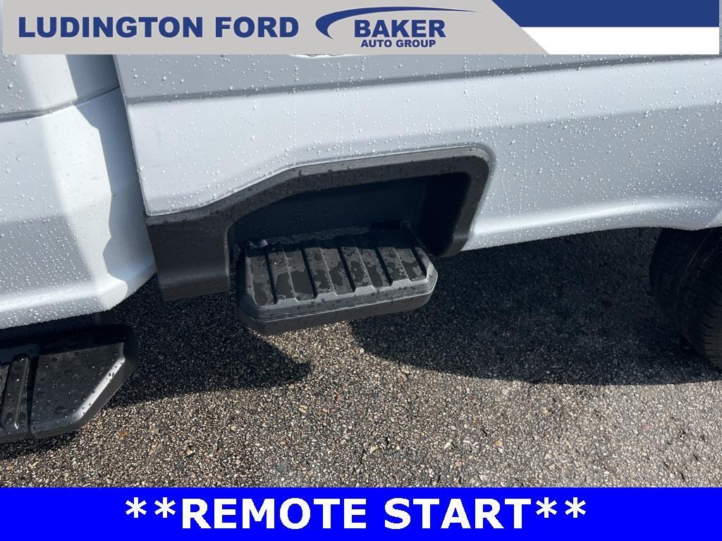 new 2025 Ford F-350 car, priced at $52,015