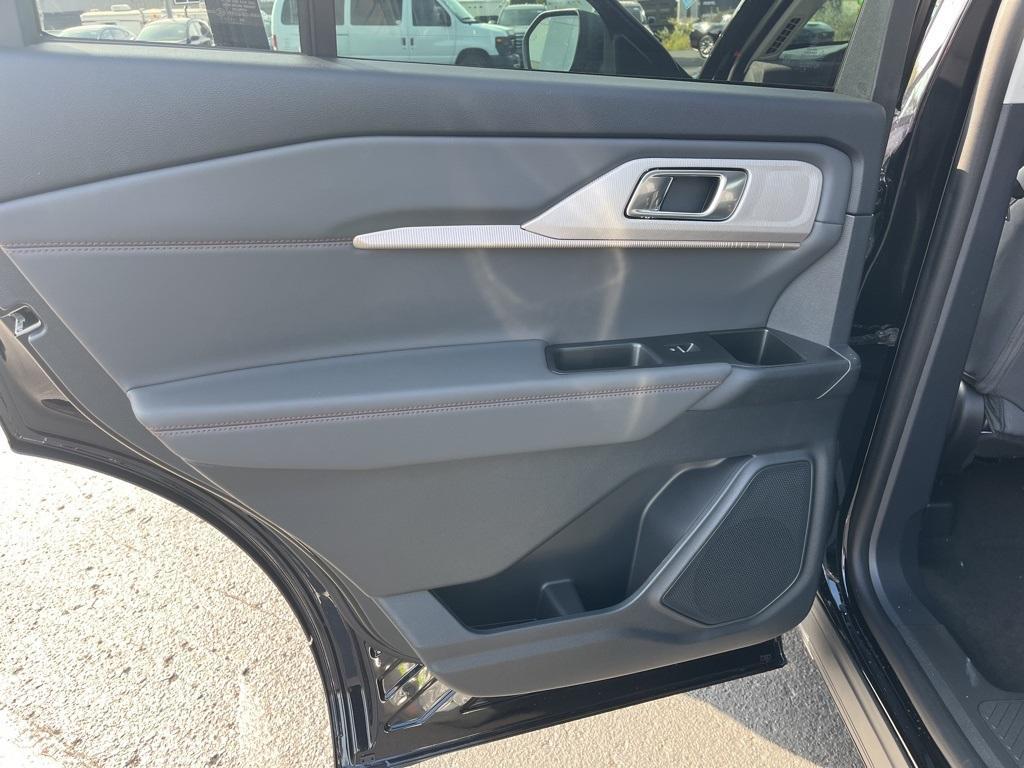 new 2025 Ford Explorer car, priced at $42,511