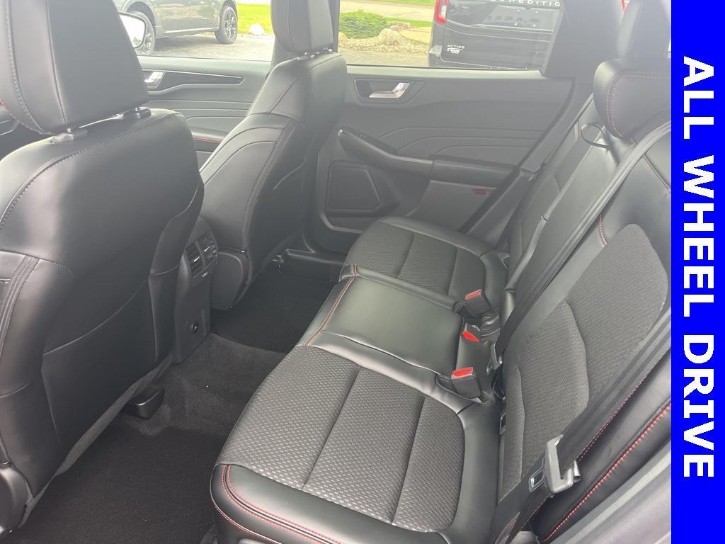 new 2025 Ford Escape car, priced at $34,990