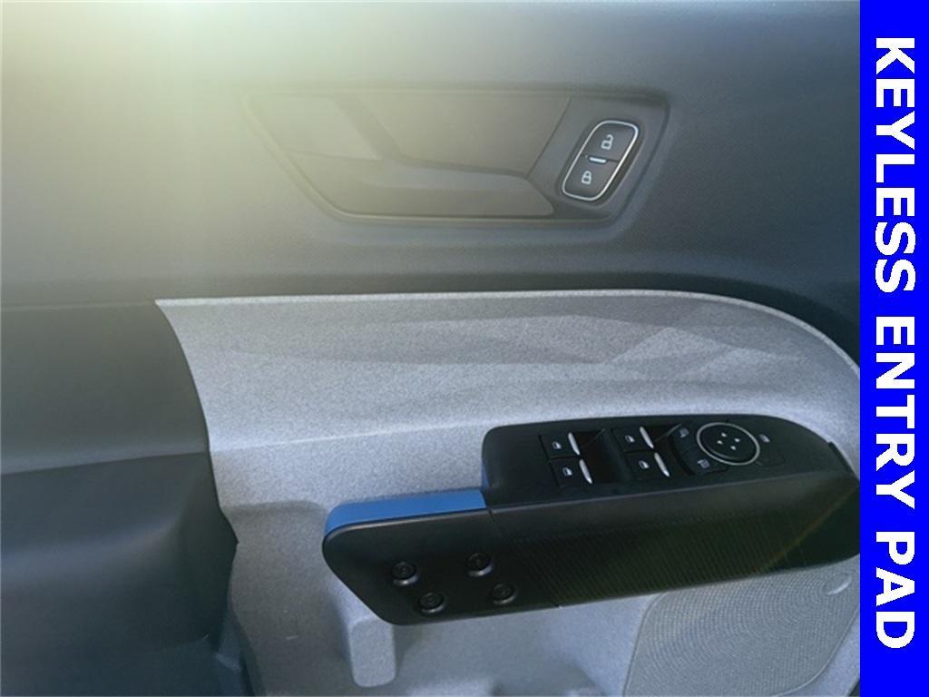 new 2025 Ford Maverick car, priced at $33,018