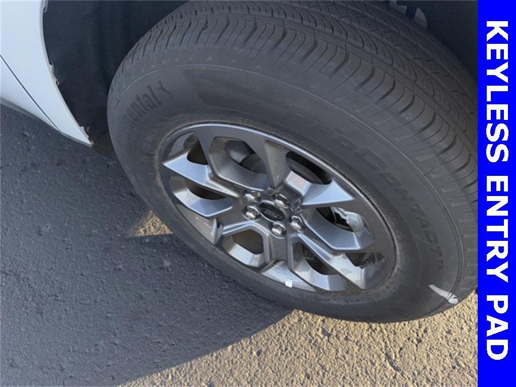 new 2025 Ford Maverick car, priced at $33,018