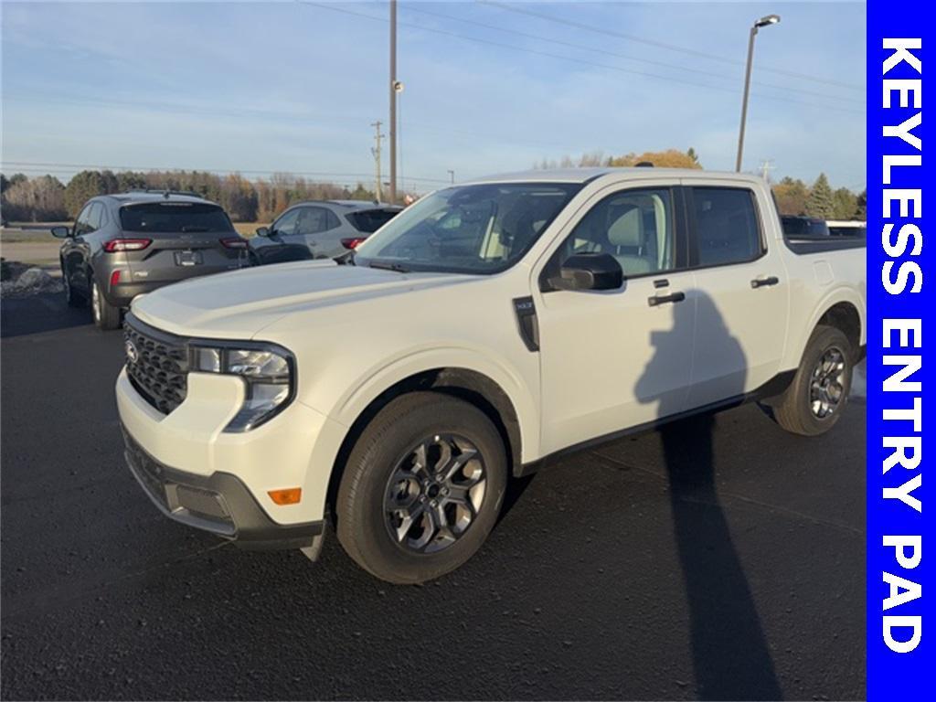 new 2025 Ford Maverick car, priced at $33,018