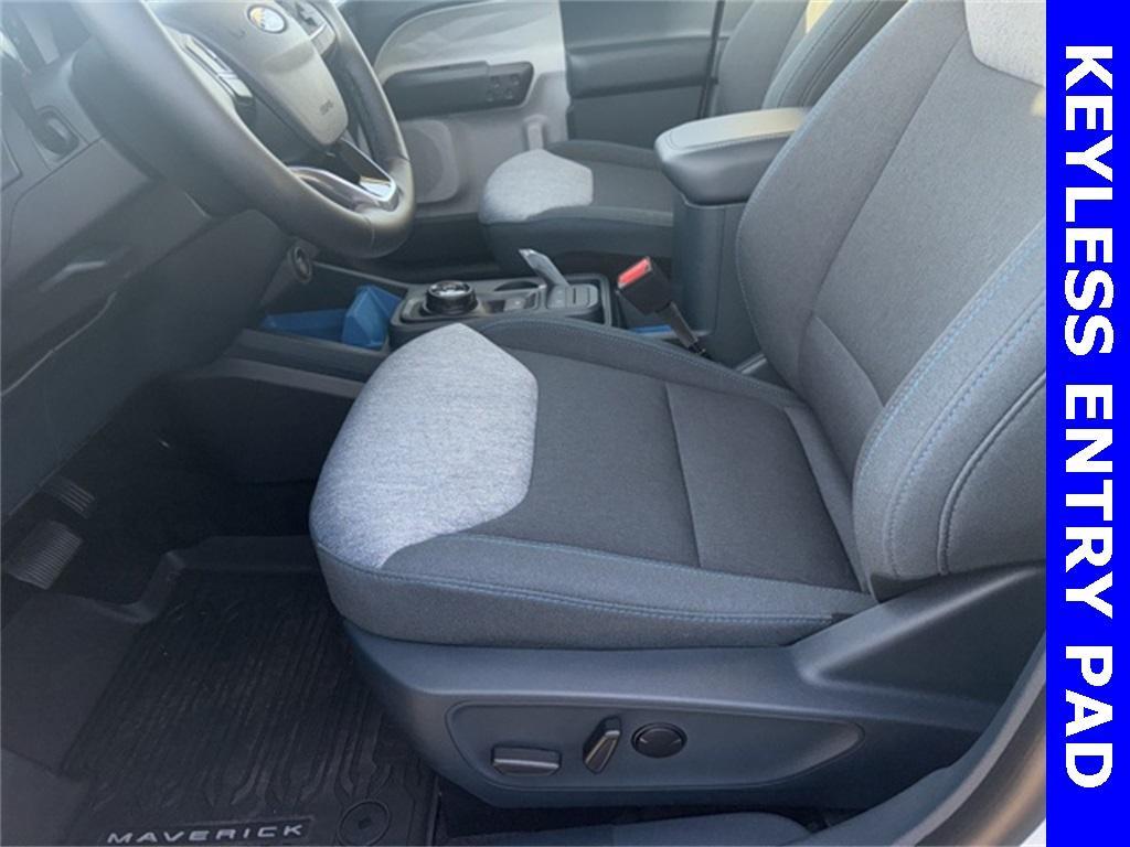 new 2025 Ford Maverick car, priced at $33,018