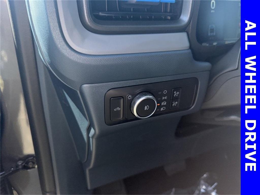 new 2025 Ford Maverick car, priced at $37,068
