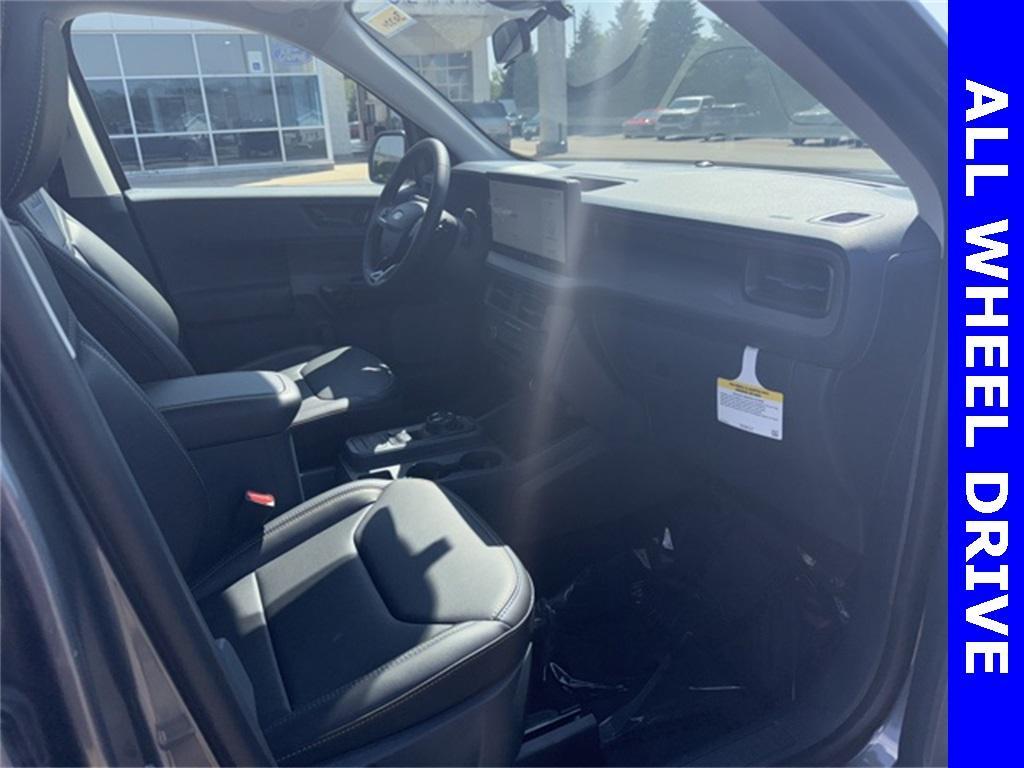 new 2025 Ford Maverick car, priced at $37,068