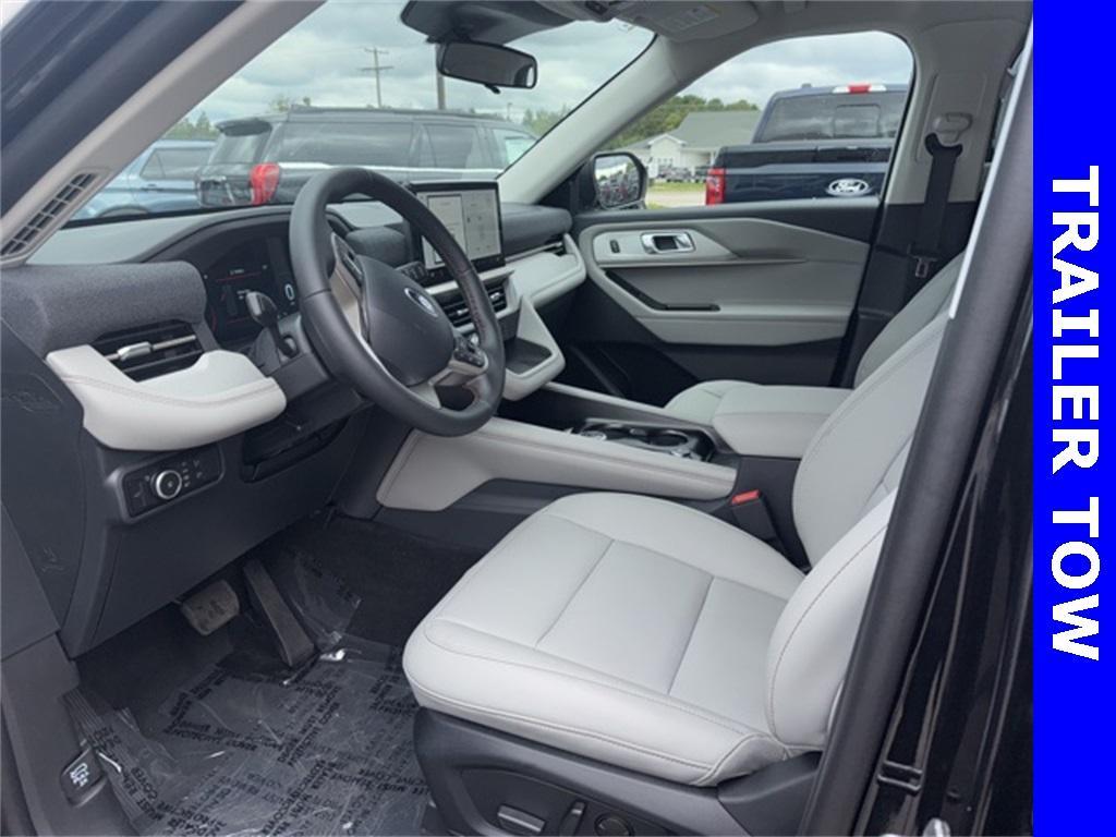 new 2025 Ford Explorer car, priced at $46,754
