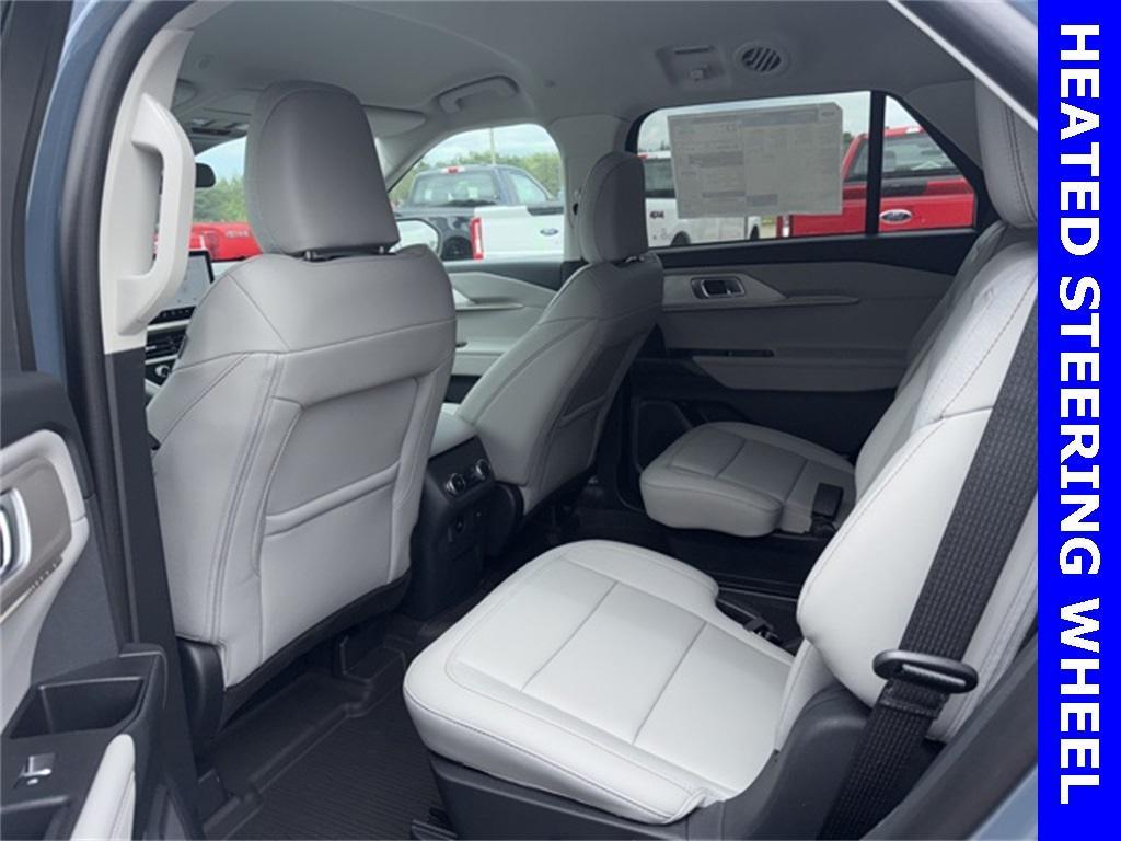 new 2025 Ford Explorer car, priced at $47,744