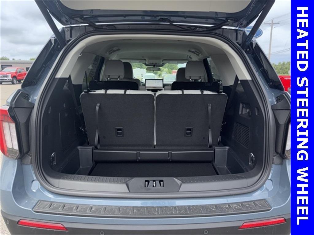 new 2025 Ford Explorer car, priced at $47,744