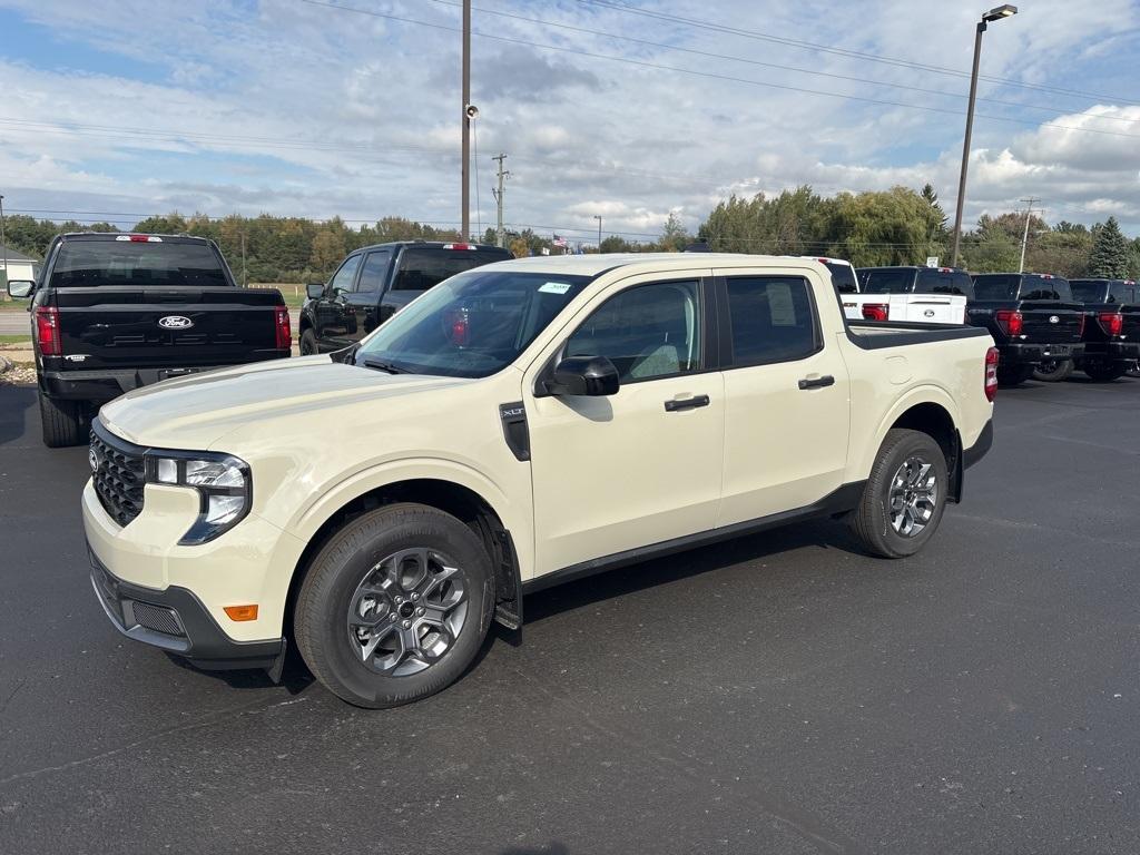 new 2025 Ford Maverick car, priced at $34,577