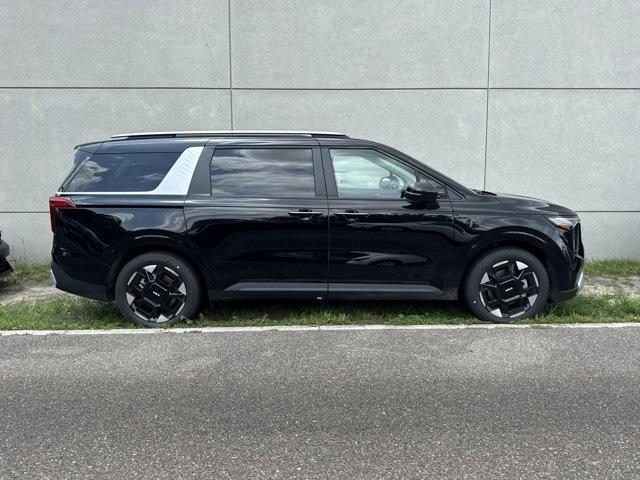 new 2025 Kia Carnival car, priced at $42,090