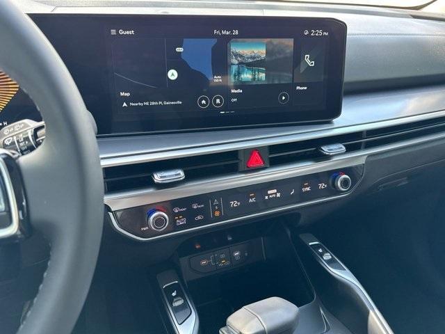 new 2025 Kia Sorento car, priced at $34,948