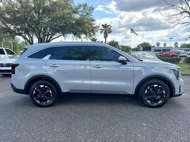 new 2025 Kia Sorento car, priced at $34,948