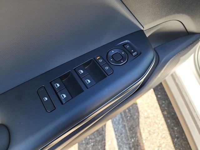 new 2025 Kia K4 car, priced at $24,370