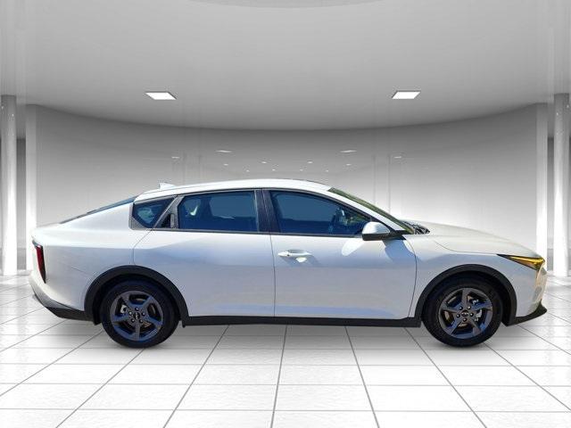new 2025 Kia K4 car, priced at $24,370