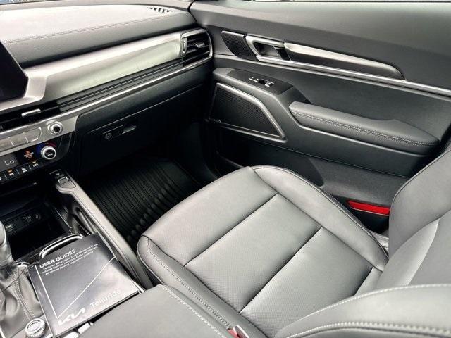 new 2025 Kia Telluride car, priced at $41,540