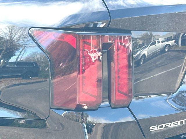 new 2025 Kia Sorento car, priced at $34,738