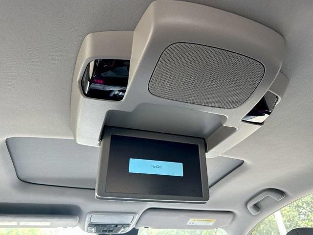 used 2021 Honda Pilot car, priced at $31,548