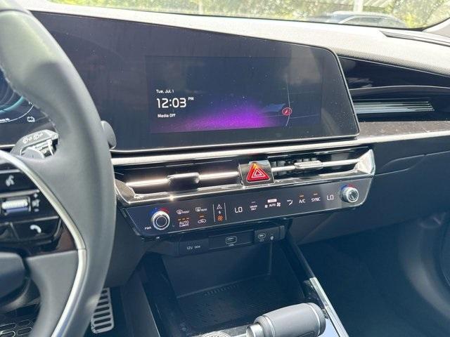 new 2025 Kia Niro car, priced at $31,485