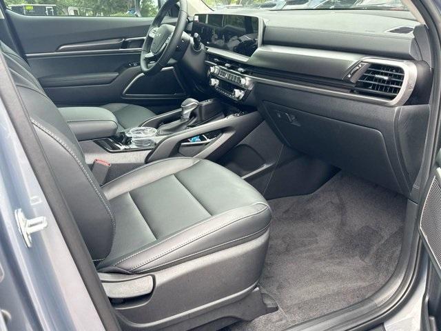 new 2025 Kia Telluride car, priced at $42,530
