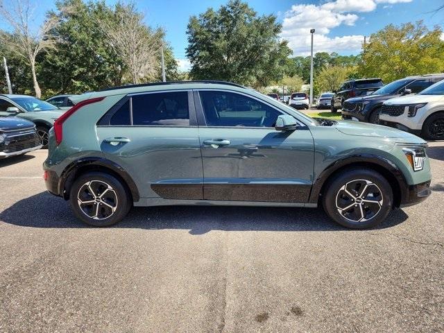 new 2025 Kia Niro car, priced at $33,110