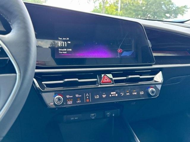 new 2025 Kia Niro car, priced at $33,280