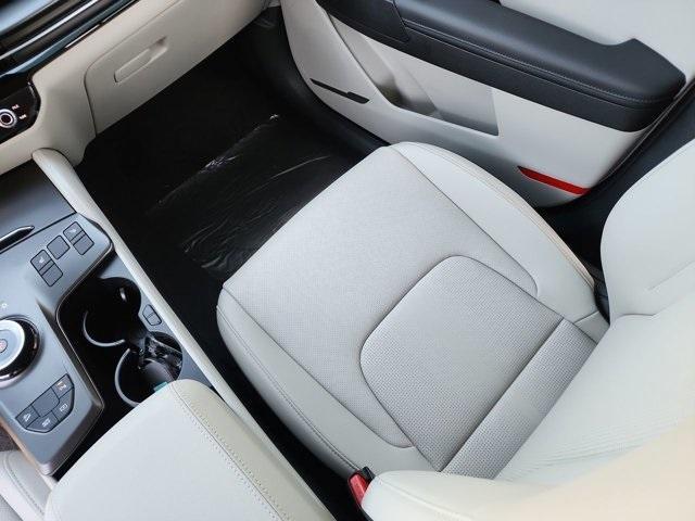 new 2026 Kia Sportage Hybrid car, priced at $34,985