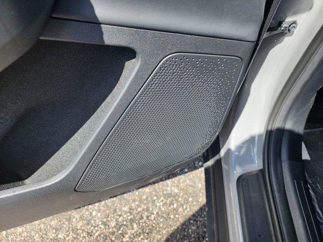 new 2025 Kia EV6 car, priced at $39,880