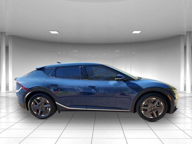 new 2025 Kia EV6 car, priced at $40,620