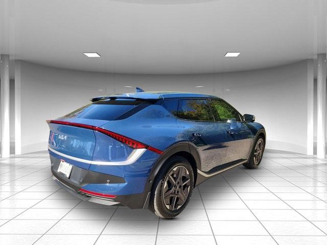 new 2025 Kia EV6 car, priced at $40,620