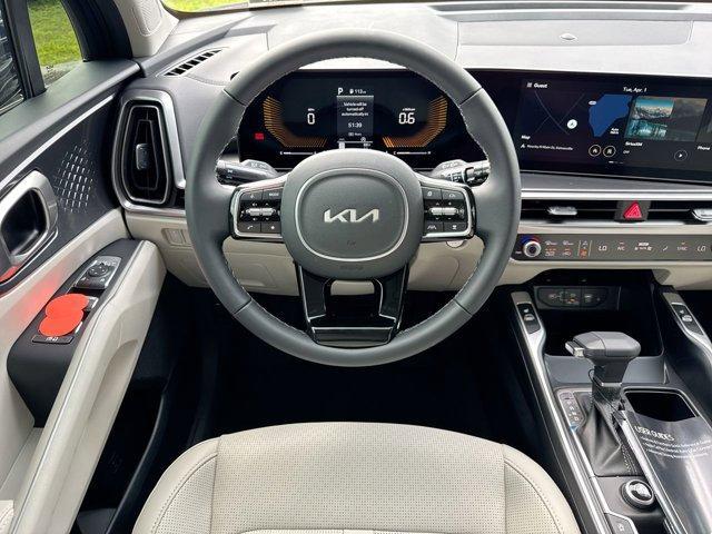 new 2025 Kia Sorento car, priced at $35,135