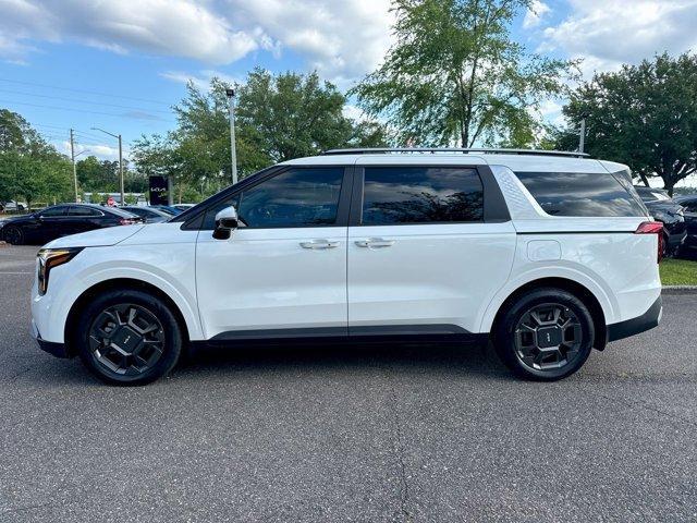 new 2025 Kia Carnival Hybrid car, priced at $44,130